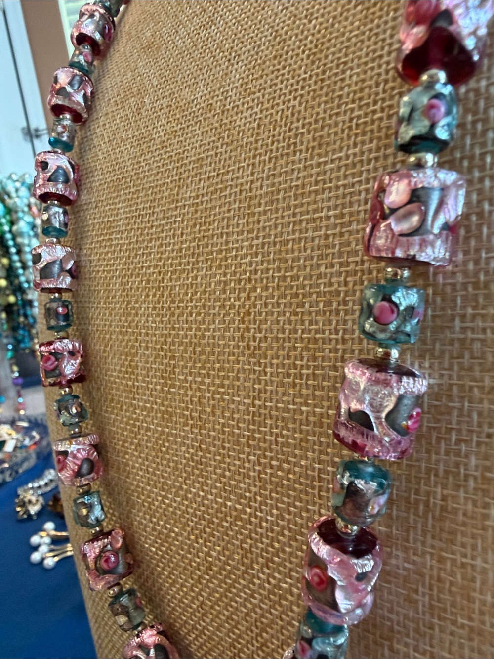 Vintage Venetian Murano Wedding Cake Necklace - Picture 3 of 5